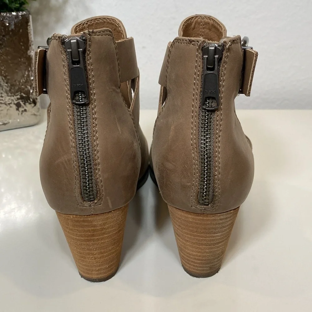 Vionic Rory Leather Ankle Back Zip Buckle Boot Bootie Size 11‎ Taupe